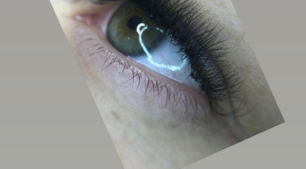  Beauty Clinic @ 99 Nails•Beauty• Lashes•Brows  изображение 2