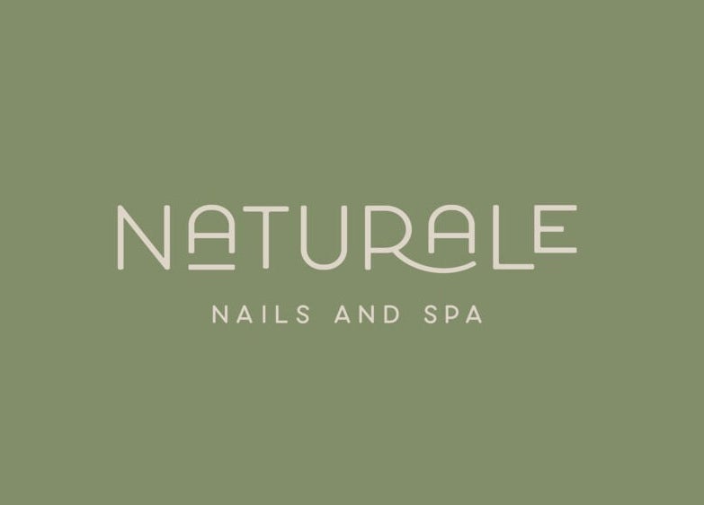 Logotipo de Naturale en fondo verde, ubicado en Quito, Pichincha, EC.