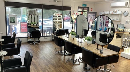 Byford's Cape & Scissors Hair and Beauty Salon