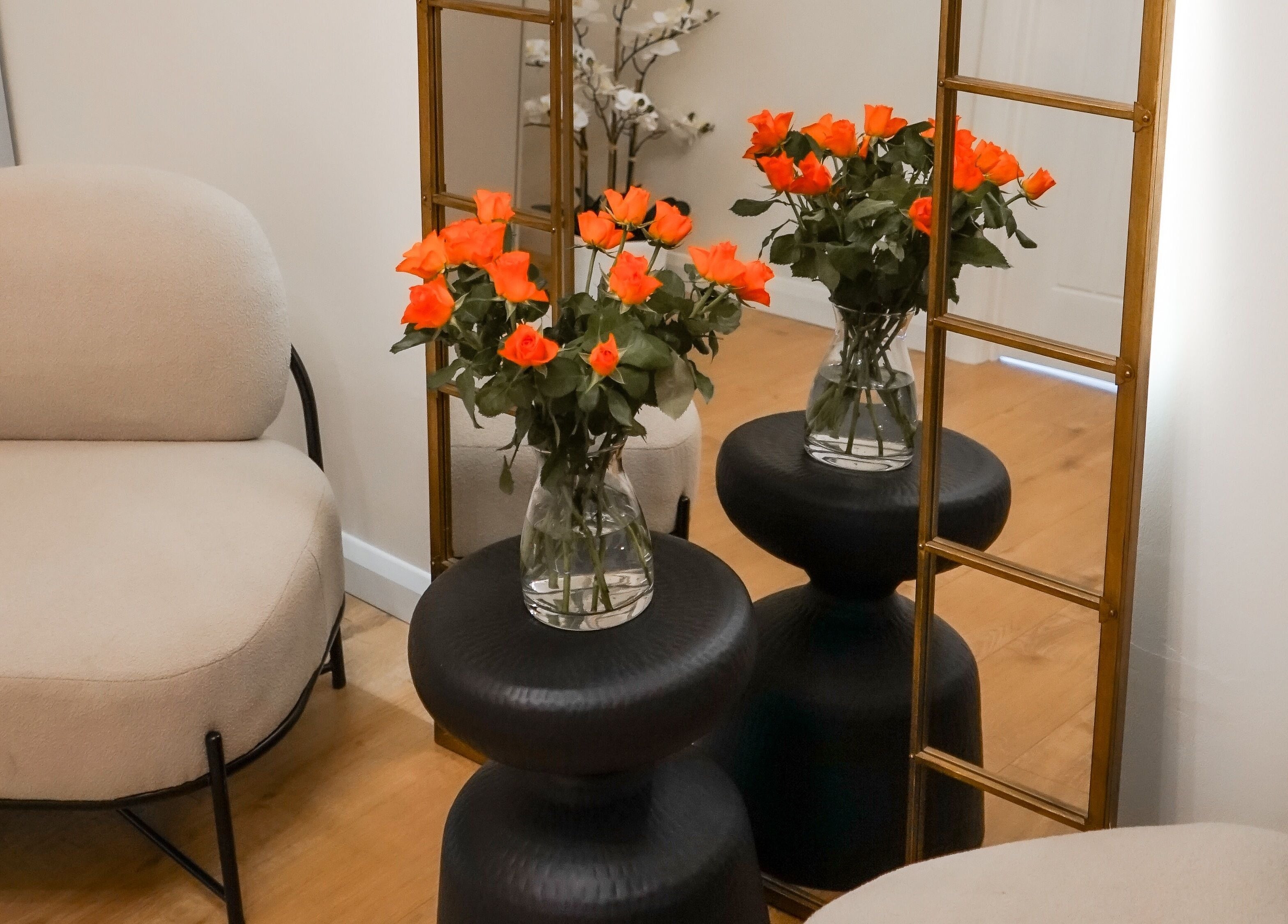 Elegant decor at Love T Waxing and Laser Specialist Studio in Mansfield, England, GB, featuring a cozy seating area.