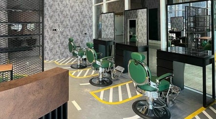 Project Hairway Gents Salon – kuva 3