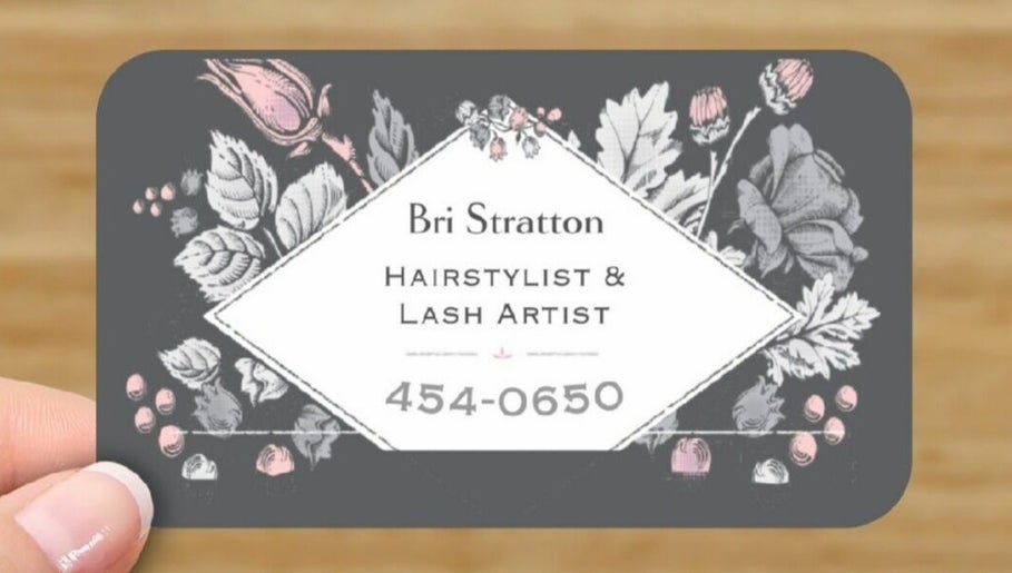 Bri Stratton Hair billede 1