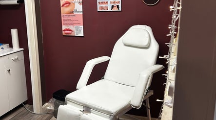 Premier Beauty E - Town