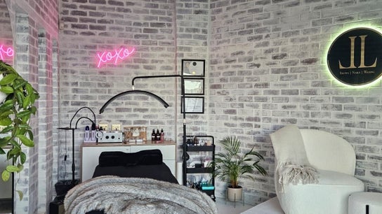 Lyndal's - Lash Brow & Beauty