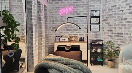 Immagine 2, Lyndal's - Lash Brow & Beauty