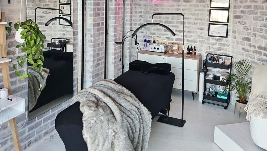 Lyndal's - Lash Brow & Beauty in Cape Town offers a chic, cozy treatment space with modern equipment.