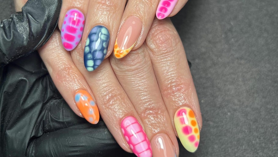 By Bethany- Nails and Beauty, bild 1