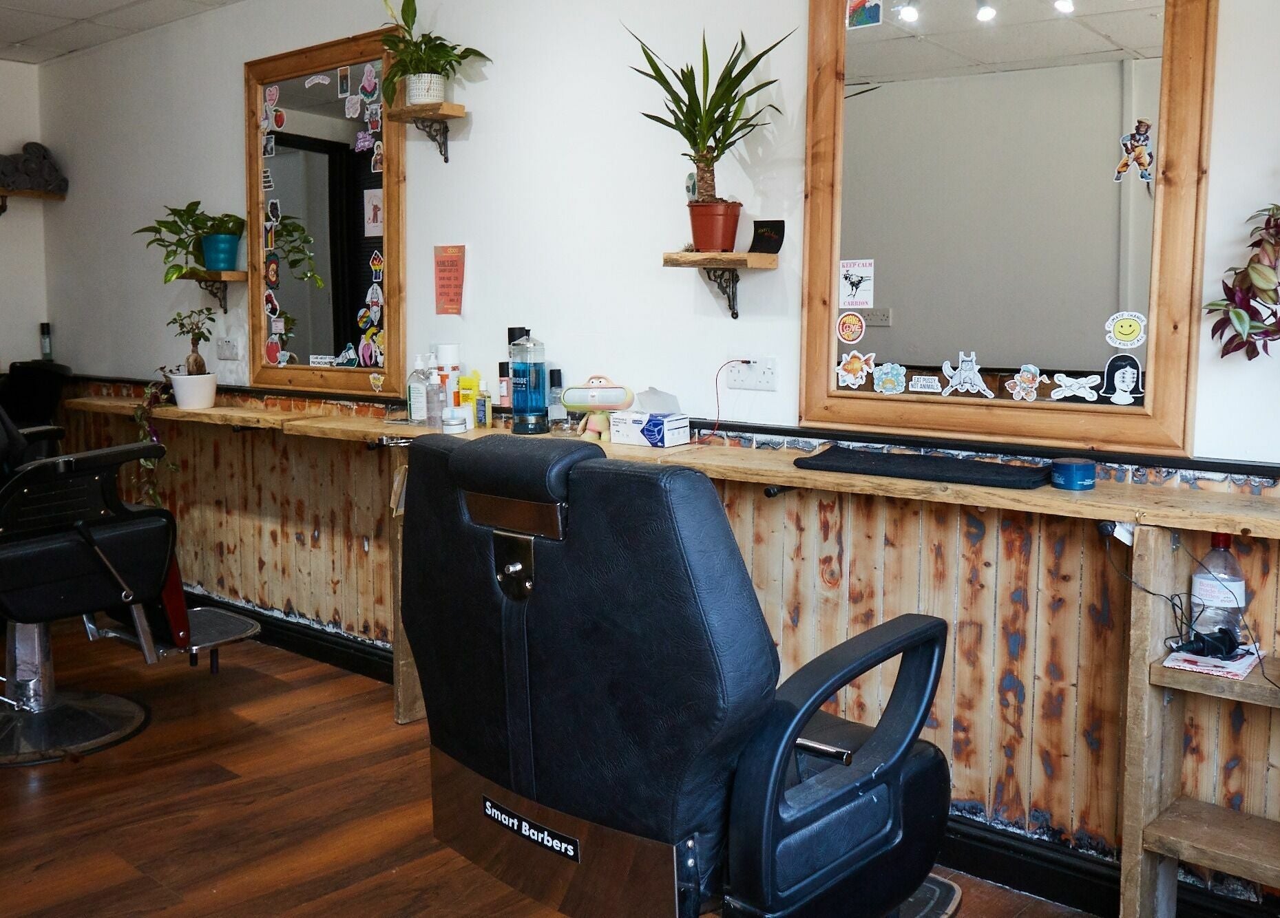 Dooo Hub - Bedminster salon in Bristol, England with stylish decor and barber chair in a gender-free setting.