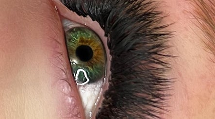 Pretty Little Lashes by Jade – kuva 2