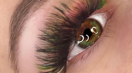 Pretty Little Lashes by Jade – kuva 3