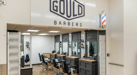 Gould Barbers Cheshunt billede 3