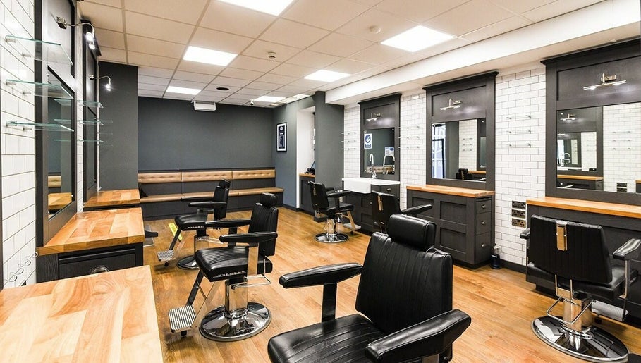 Gould Barbers Stratford-Upon-Avon зображення 1