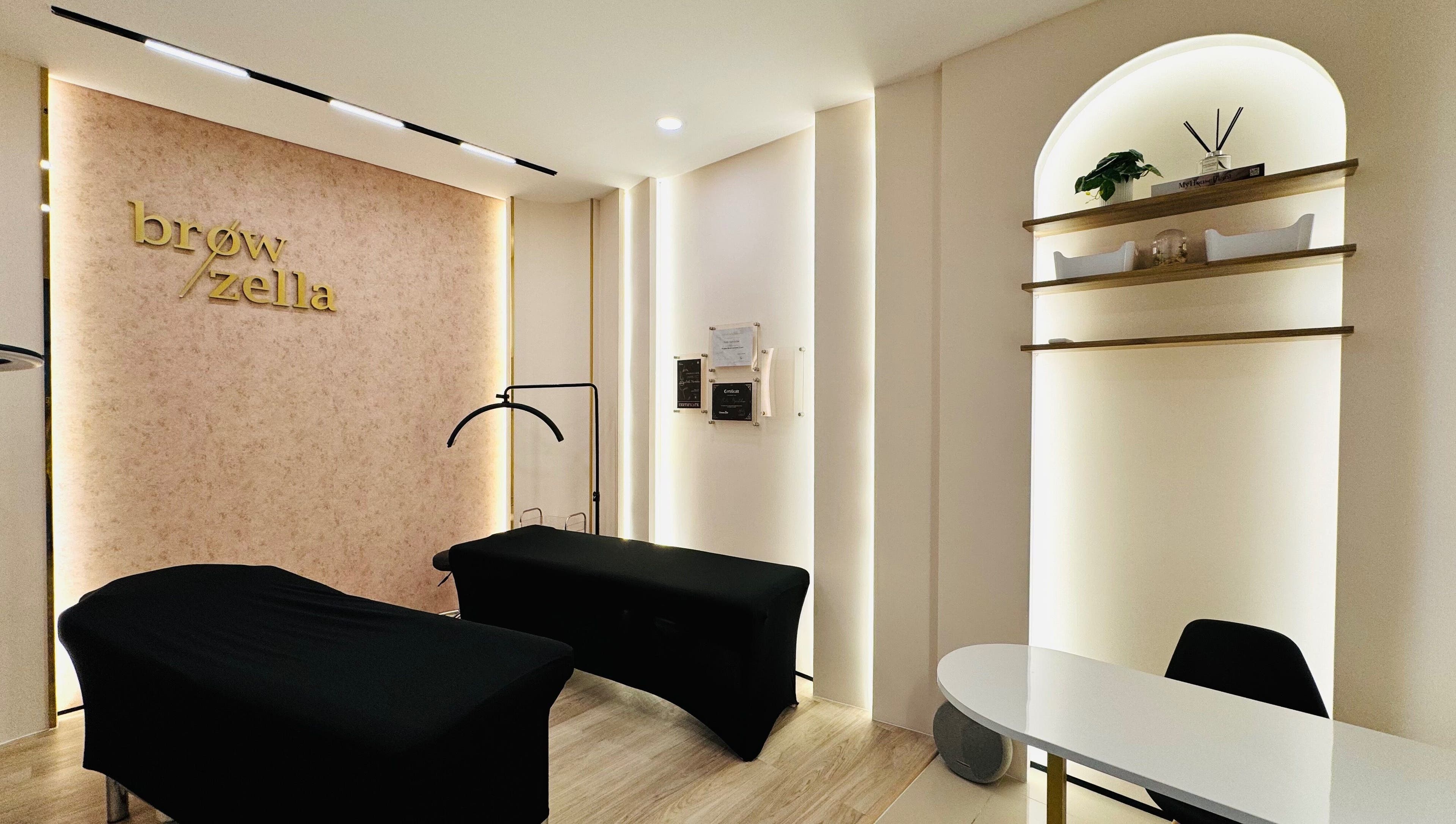 Modern beauty treatment room at Browzella, East Java, East Java, ID, featuring elegant interiors and relaxing ambiance.