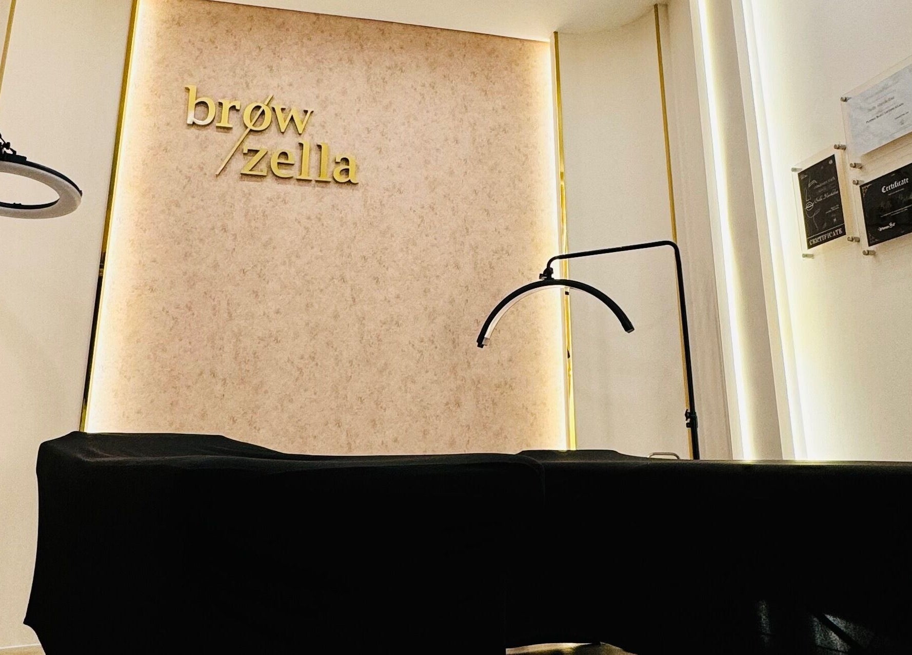 Browzella wellness room in East Java, ID, featuring modern beauty treatment setup.