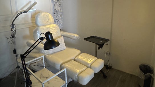 Glamour Beauty Lab & Spa