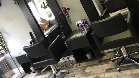 Katie Worthington Hair and Cosmetic Tattoo