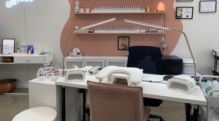 Gloss Salon