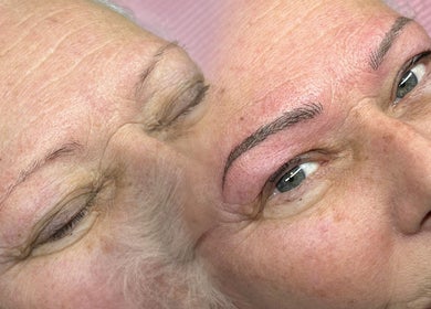 Eyebrow enhancement at Cosmopolitan Beauty Bar, Springwater, Ontario, CA. Before and after results displayed.