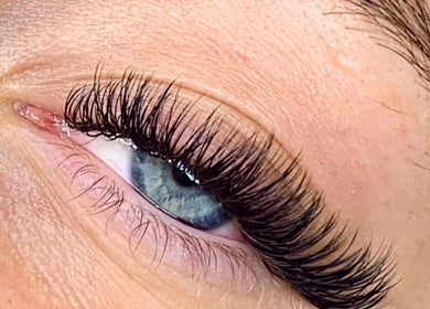 Close-up of lush eyelash extensions at Cosmopolitan Beauty Bar in Springwater, Ontario, CA.