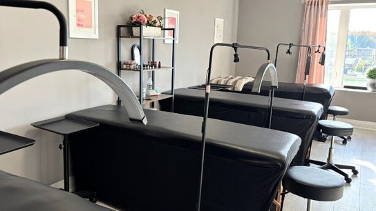 Cosmopolitan Beauty Bar