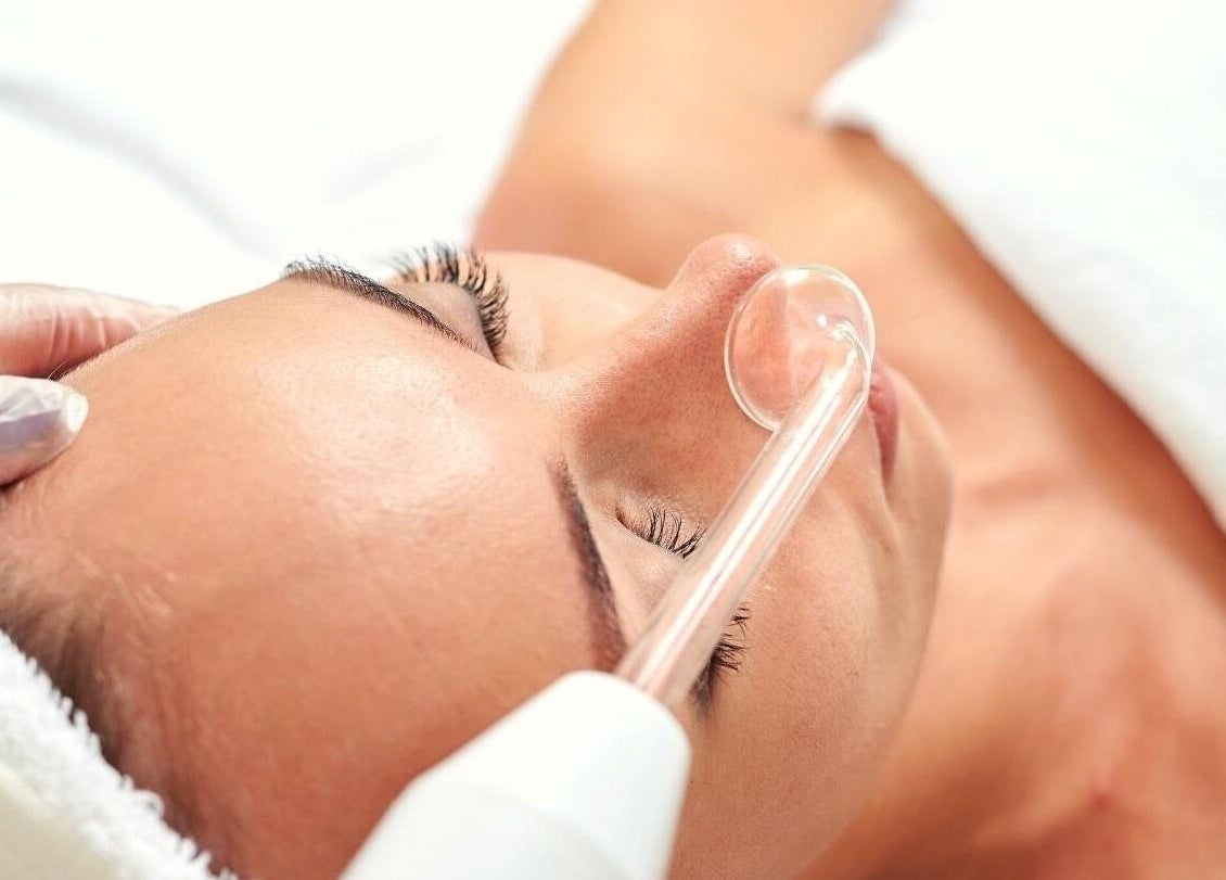 Facial treatment at Balwyn Retreat Sanctuary, Melbourne, Victoria, AU for glowing skin rejuvenation.