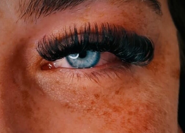 Close-up of stunning eyelash extensions at Bee Beauty Aesthetics in Southampton, England, GB.