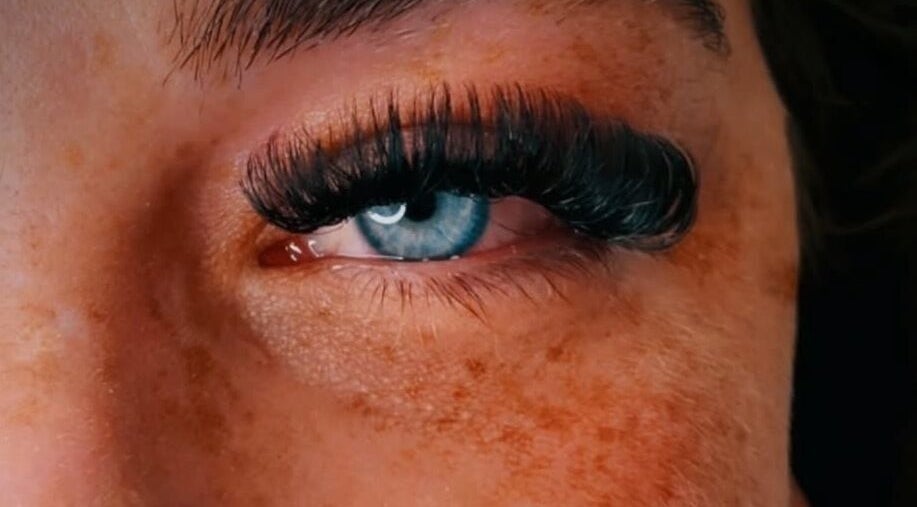 Close-up of stunning eyelash extensions at Bee Beauty Aesthetics in Southampton, England, GB.