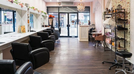 Davenports Hair and Beauty Salon 3paveikslėlis