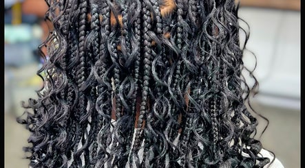 Wear A Crown Hair