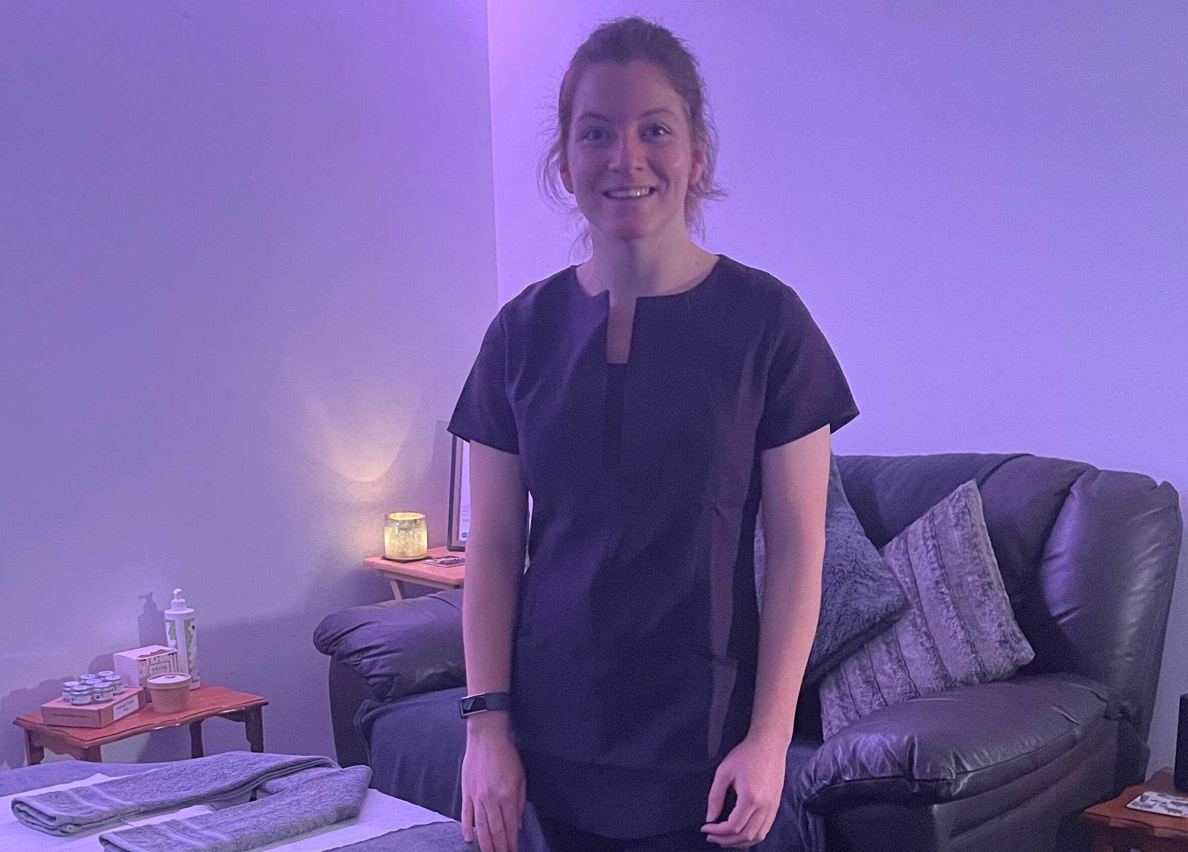 Relaxing massage room at ‘Me Time!’ Massage and Well-being @ Cherokee Road, Weston-super-Mare, England, GB.