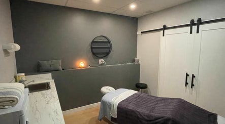 Azure Massage & Spa изображение 2