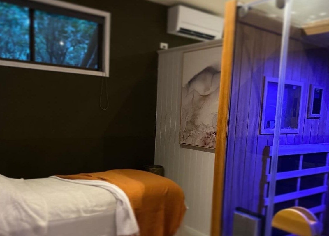 A tranquil massage and sauna room at Amaroo Wellness, Landers Shoot, Queensland, AU.