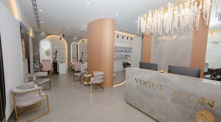 Vogue Icon Center Hair Skin Care