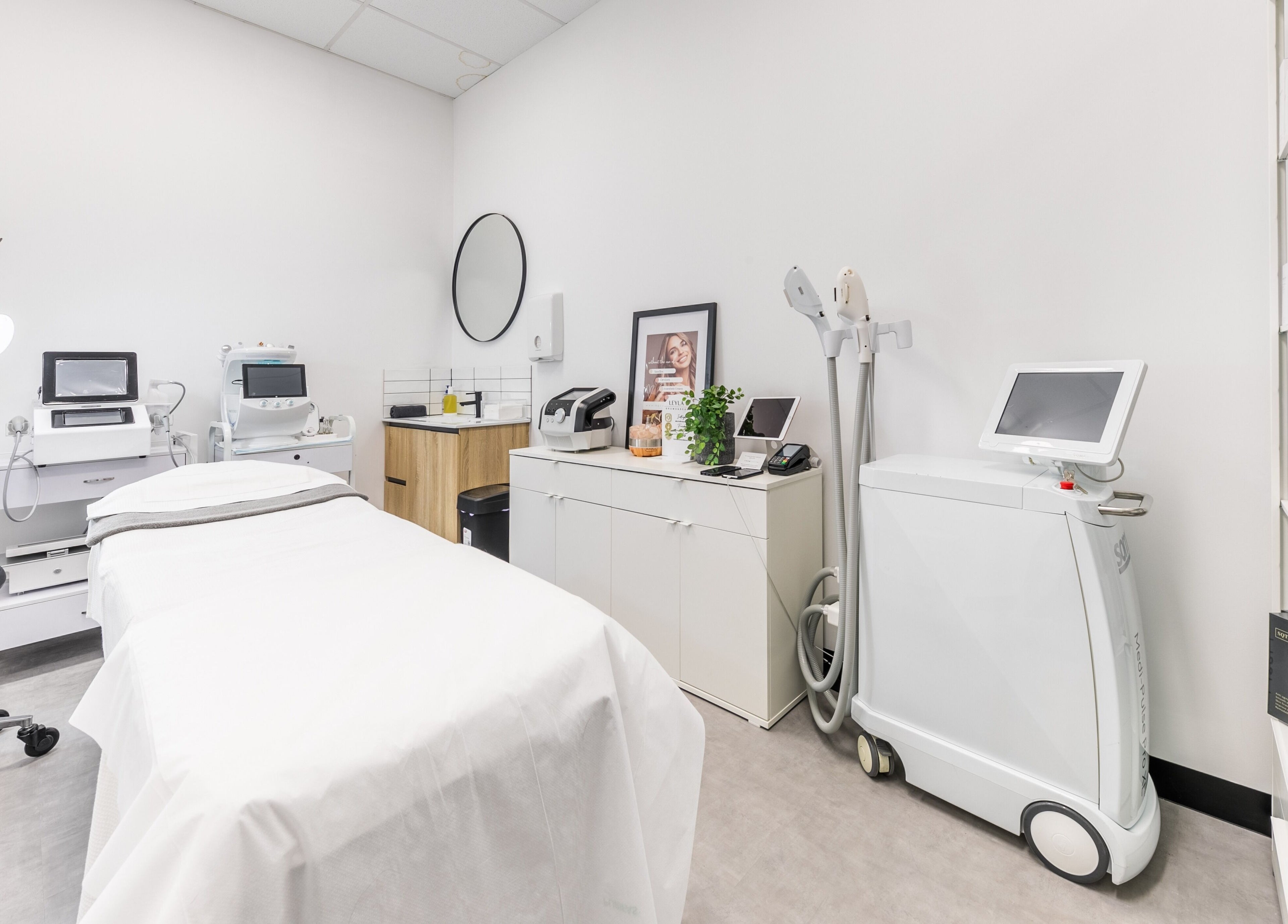 A serene treatment room at Leyla D Skin Body Brows in Werribee, Victoria, AU with modern equipment.