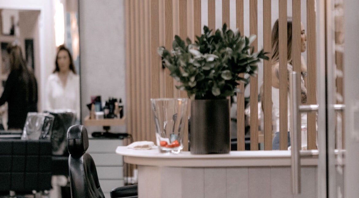 Relaxing beauty space at Image Reflections in Johannesburg, Gauteng, ZA, featuring modern design and lush decor.