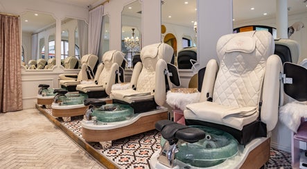 Tiara Nail Spa image 2