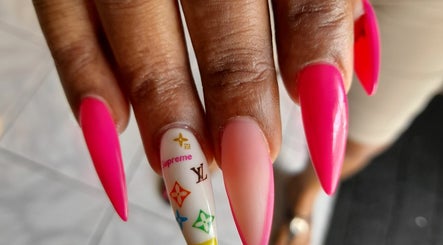 EnNa'G Nails, bilde 2