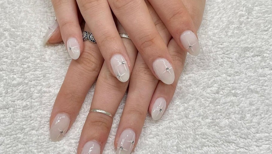 Gambar The Artisan Nail Spa 1