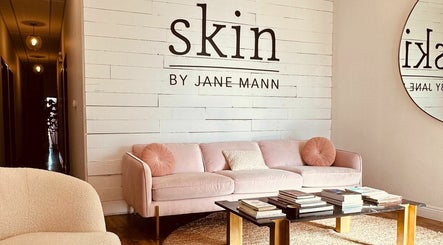 Jane Mann image 3