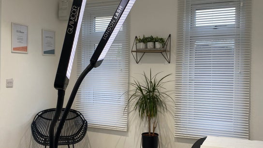 Jade Lashes Brows Beauty Studio
