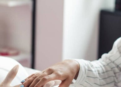 علاج تقليم الأظافر في صالون سليندر ليديز | خدمة منزلية، دبي، دبي، الإمارات.