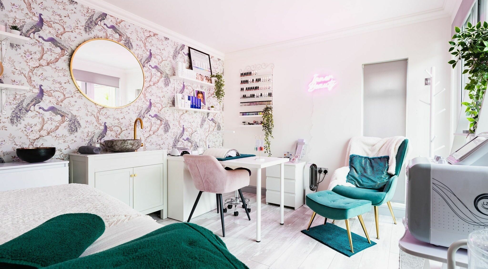 Chic and cozy beauty room at Inner Beauty Scartho, Grimsby, England, GB featuring elegant decor and modern furnishings.