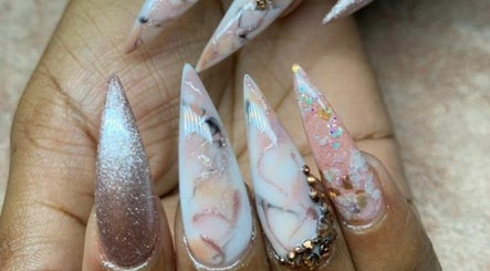 BawzzzLady Nails and More billede 3
