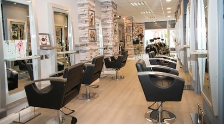 Goldiggers Hair & Beauty