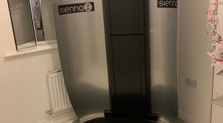Immagine 2, Sienna and B Spray Tan Specialist