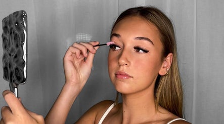 Get Lashed Now