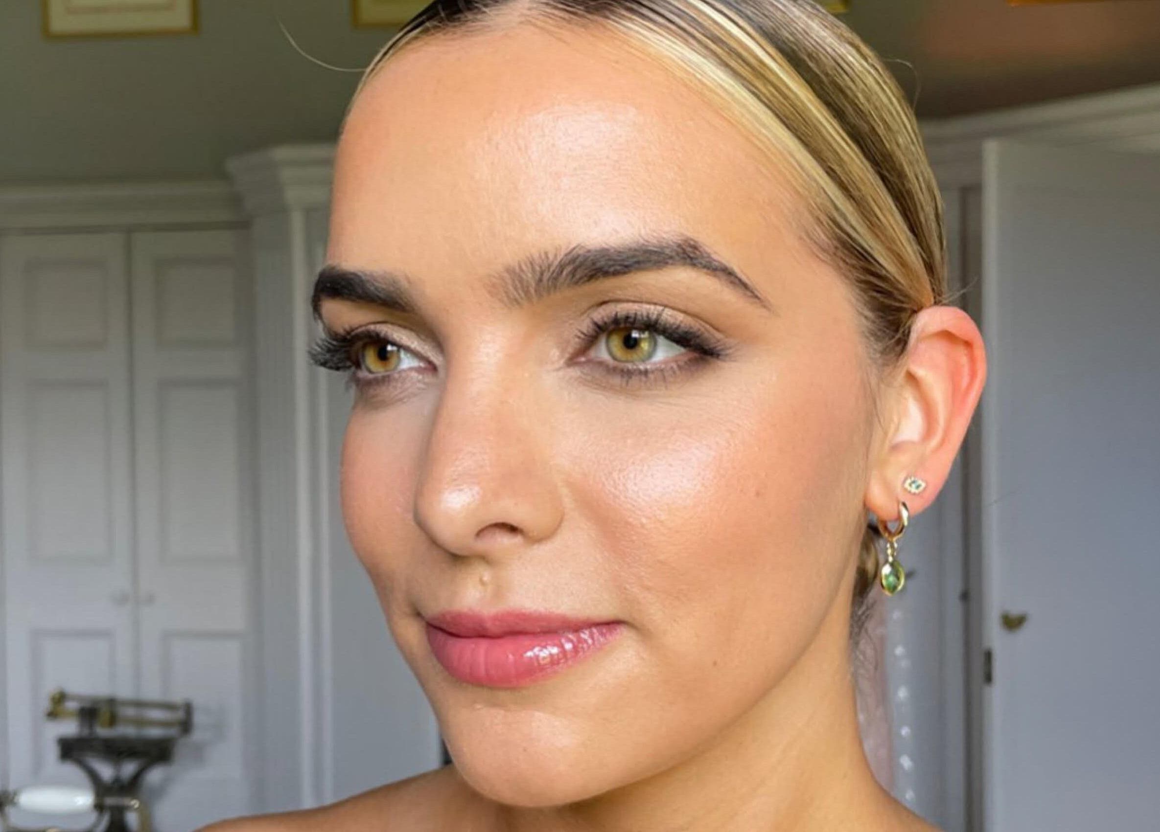 Elegant makeup look by Kellie Fitzgibbon Makeup & Lash Artist in Stepaside, County Dublin, IE.