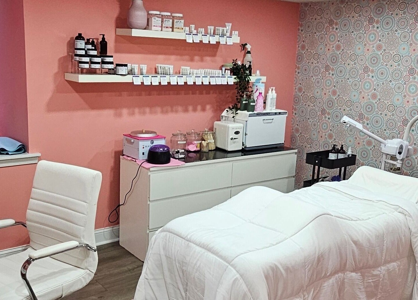 Tranquil spa room at The SkinCare Connection, Skin and Lash spa, Bensalem, Pennsylvania, US.
