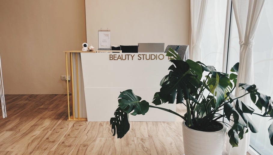 Beauty Studio 101, bilde 1