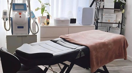Boutique Beauty Bar image 3
